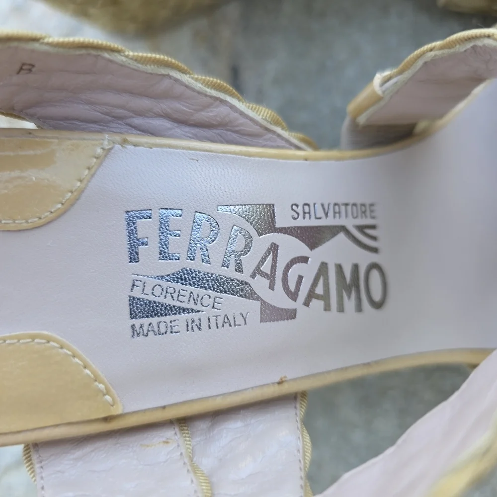 Salvatore Ferragamo Woven Neutral Wedge Sandals Made In Italy- SZ 8B - Picture 6 of 14